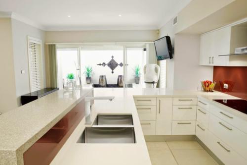 modern-kitchen-designs-sydney-upgrade-bathrooms